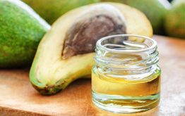 Масло авокадо: польза для кожи, ногтей, волос и иммунитета, возможный вред