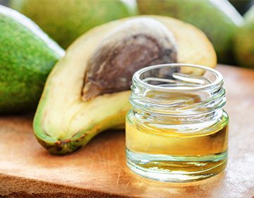 Масло авокадо: польза для кожи, ногтей, волос и иммунитета, возможный вред